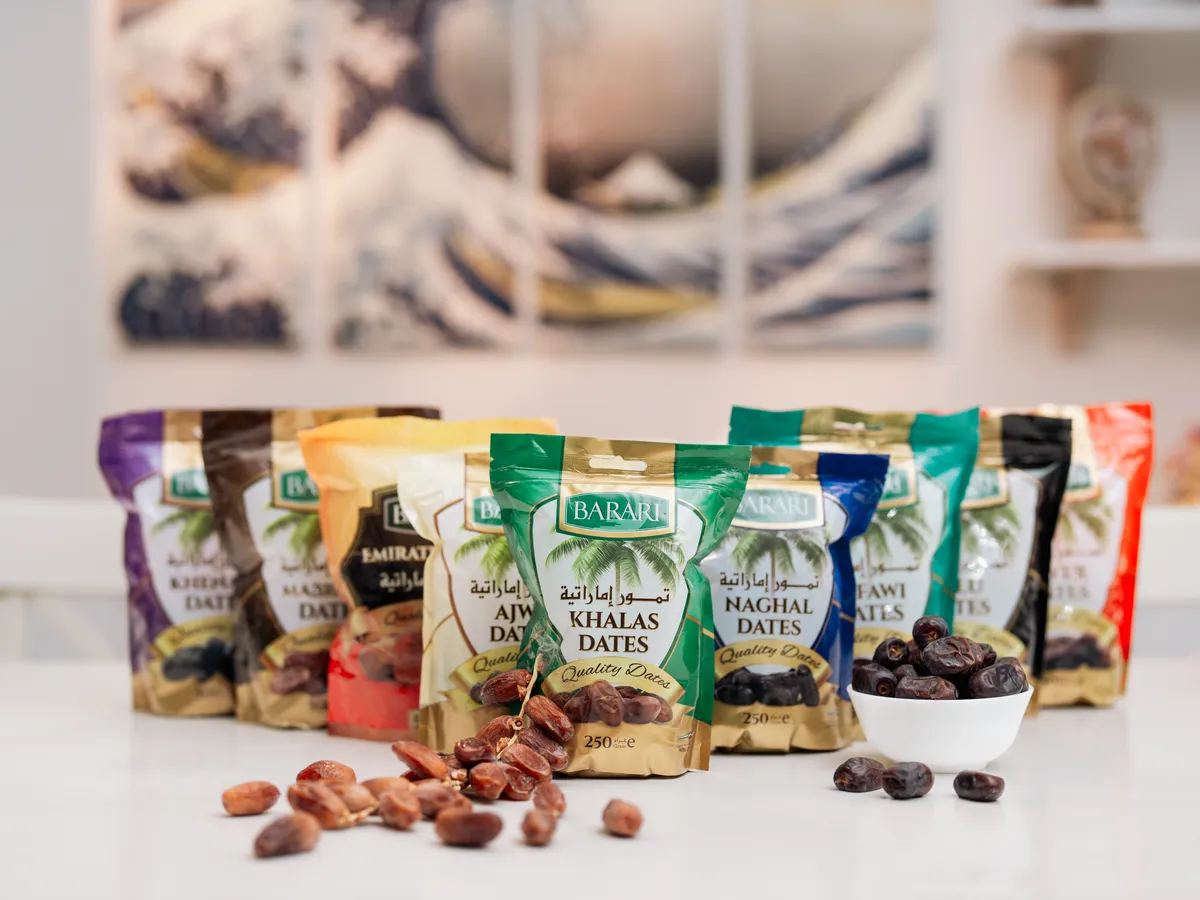 Rangkaian kemasan resmi produk Kurma Barari